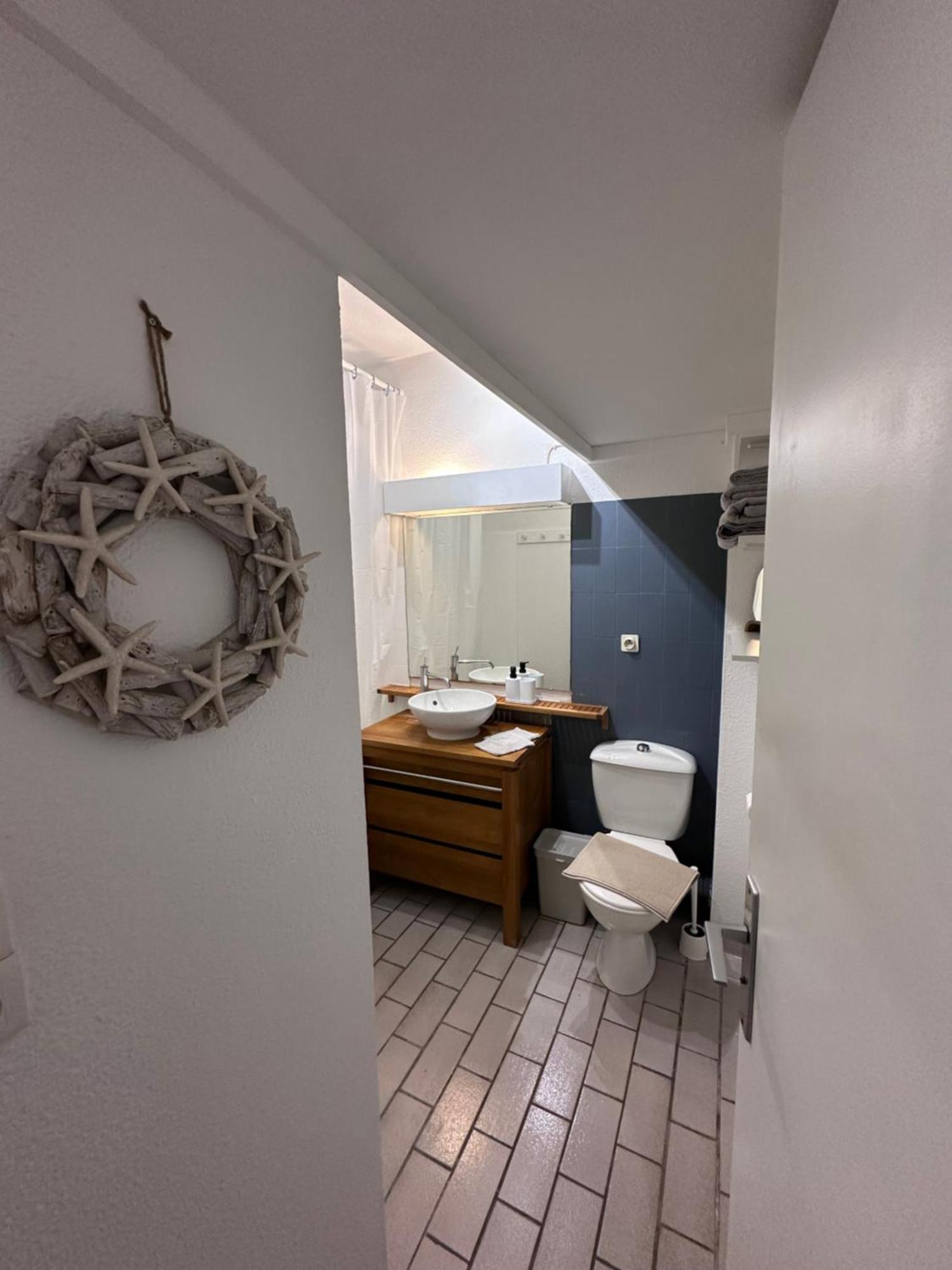 Studio Sur Le Port De Hyeres - A 2Min Des Plages, Clim & Balcon Εξωτερικό φωτογραφία